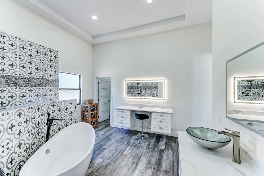 Photo of 4914 Harvey Road