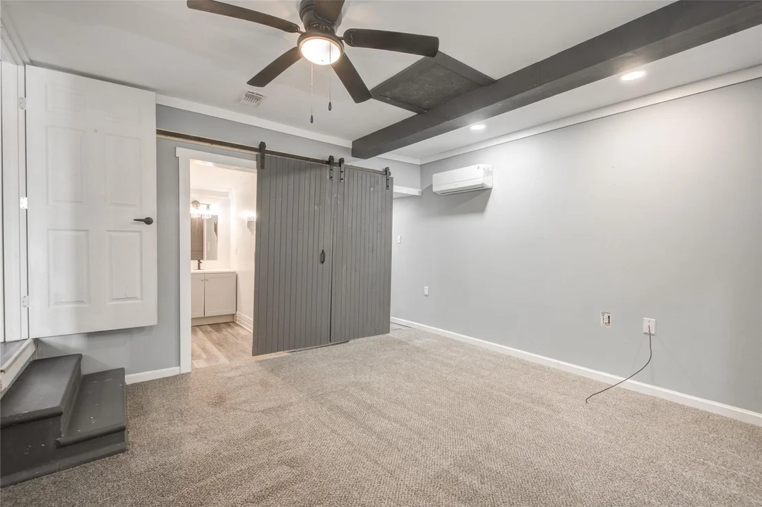 Photo of 609 Hurst Street