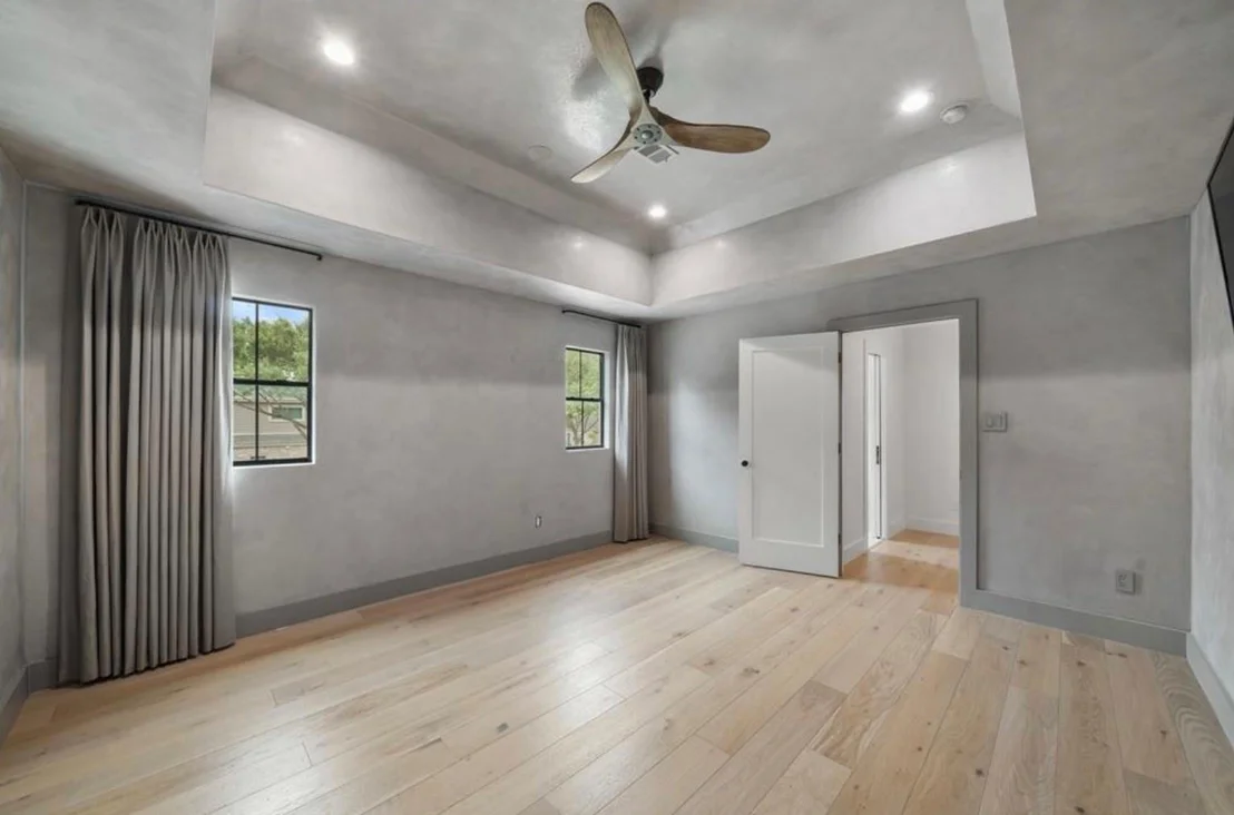 Photo of 819 Silvergate Drive