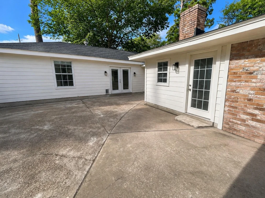 Photo of 24207 Shellbrook Drive
