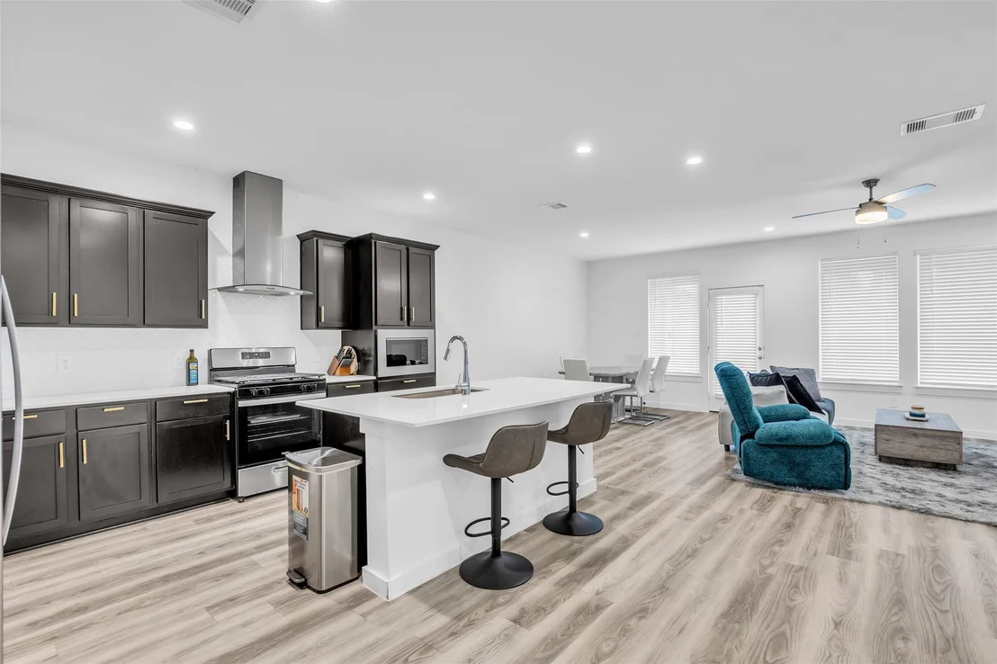 Photo of 3227 Creston Gate Drive