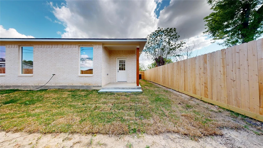 Photo of 5119 Selinsky Road