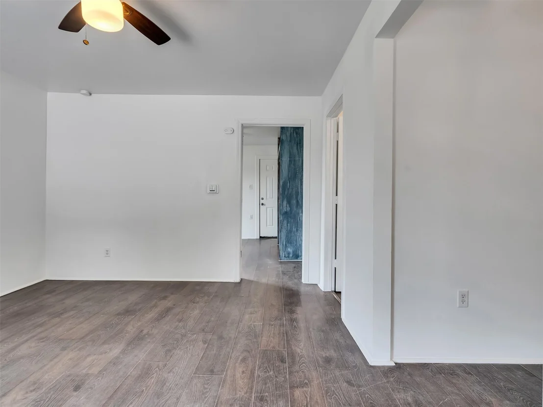 Photo of 5603 N Wayside Drive