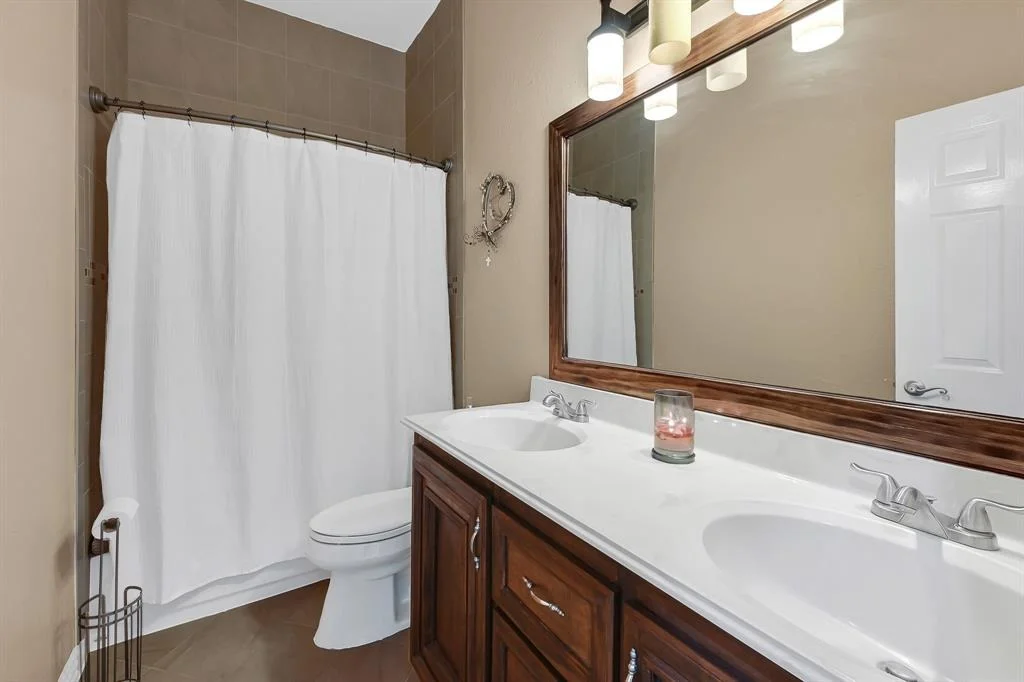 Photo of 9022 Dixie Lane