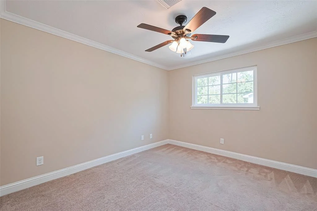 Photo of 565 Landfall Lane