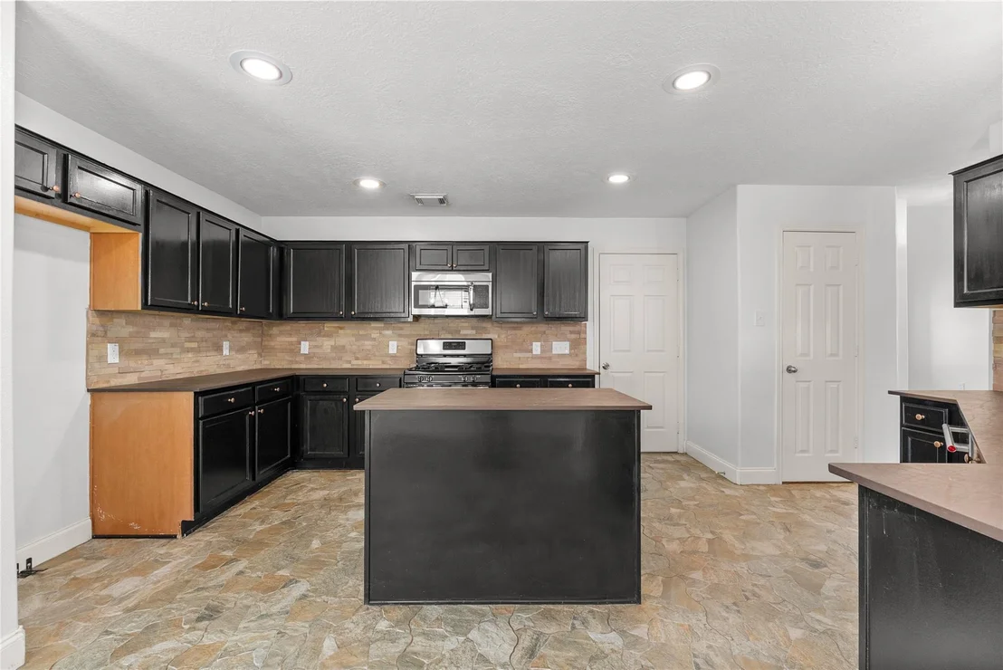 Photo of 140 Rustic Colony Lane