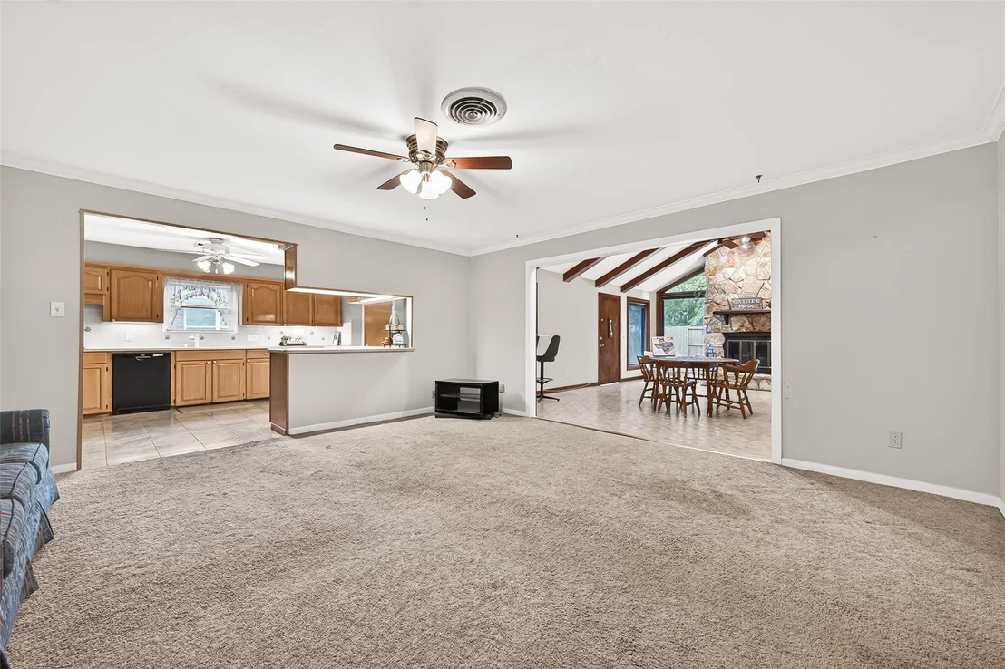 Photo of 5610 Belrose Drive