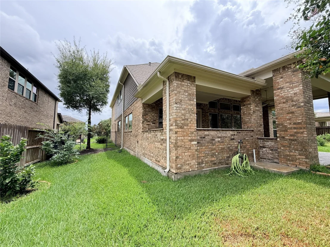 Photo of 6806 Auburn Sands Drive