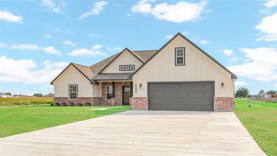 Photo of 643 Longhorn Trail