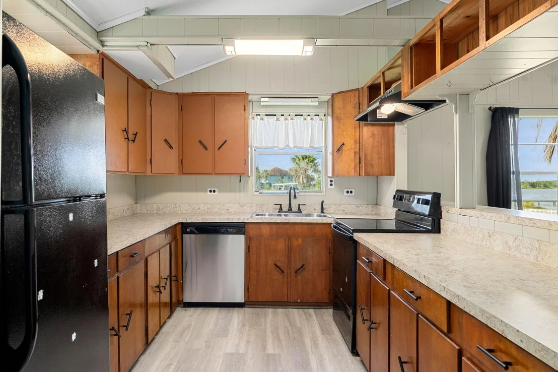 Photo of 8805 Harbour Drive