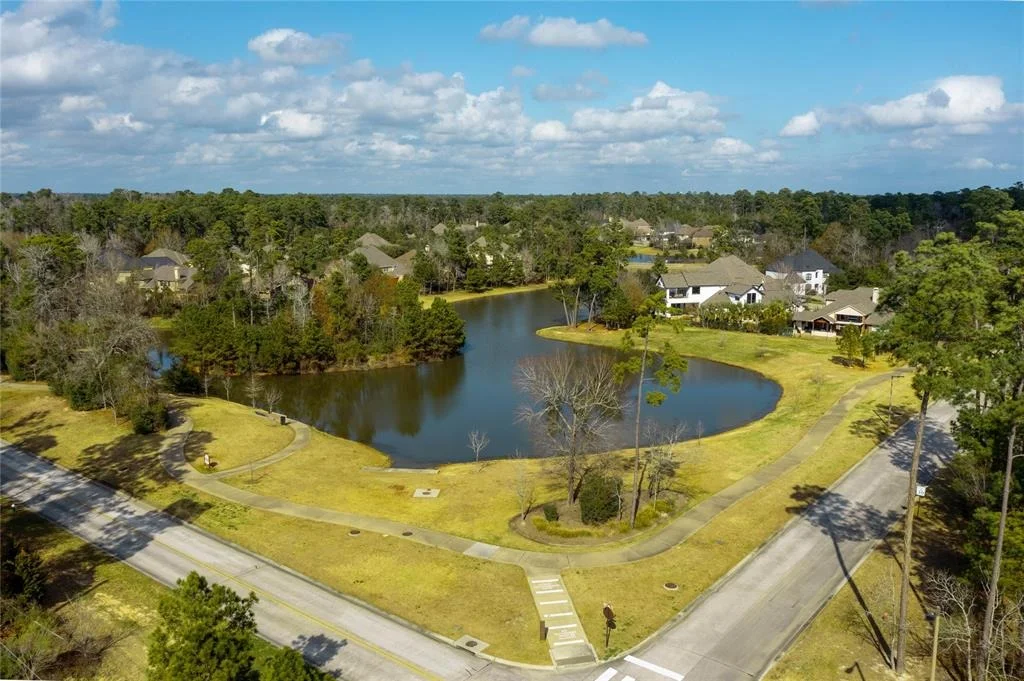 Photo of 59 E Wading Pond Circle