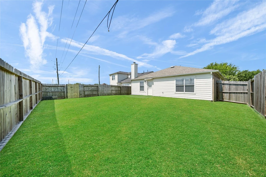 Photo of 5706 Baldwin Elm Street
