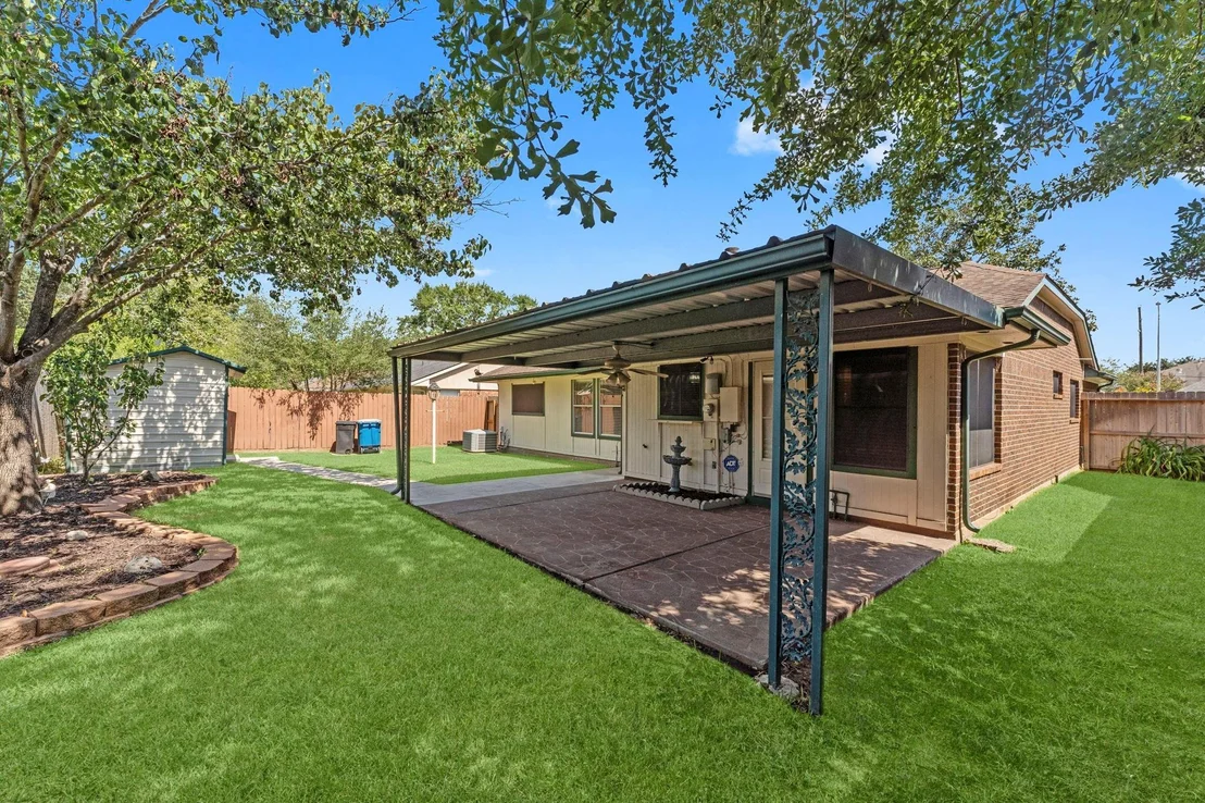 Photo of 19623 Westbridge Lane