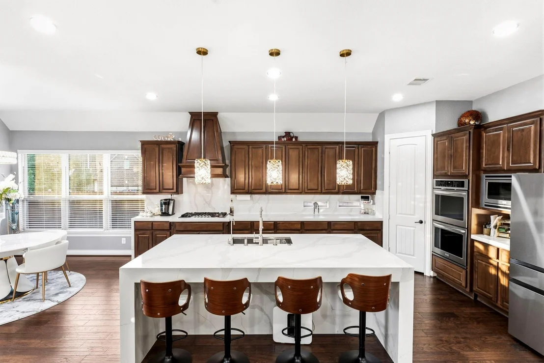 Photo of 902 Holly Chapple Drive