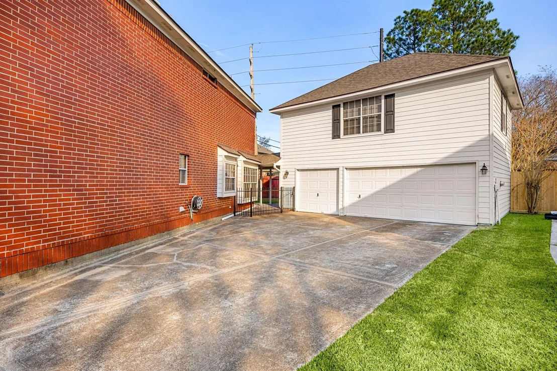 Photo of 14110 Glasgow Place