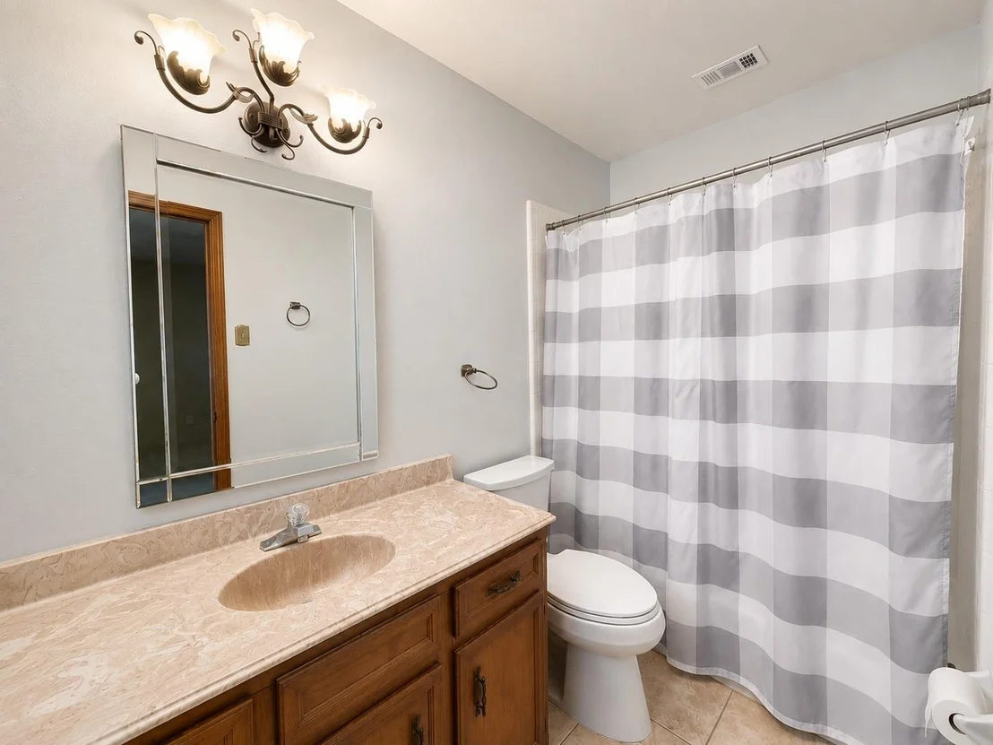 Photo of 708 Shady Lane