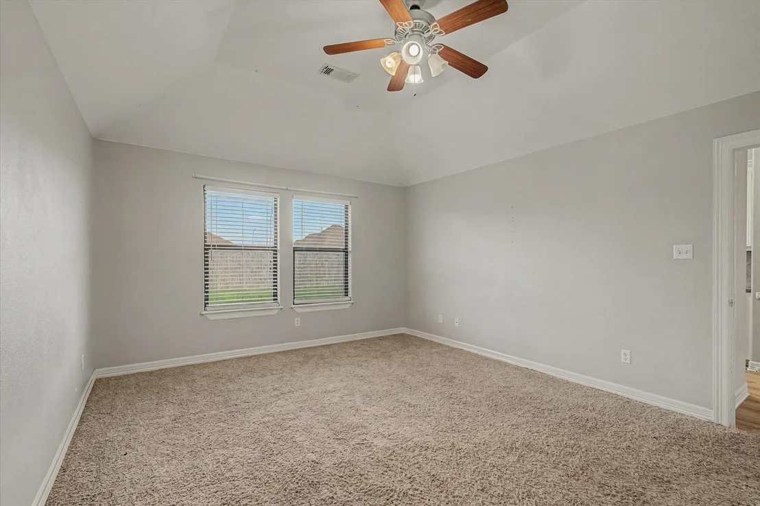 Photo of 1015 Cardinal Drive