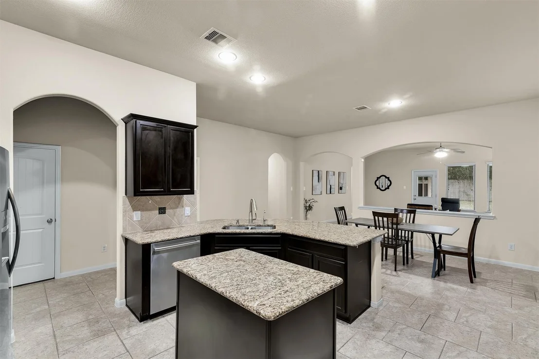 Photo of 22526 Forbes Field Trail