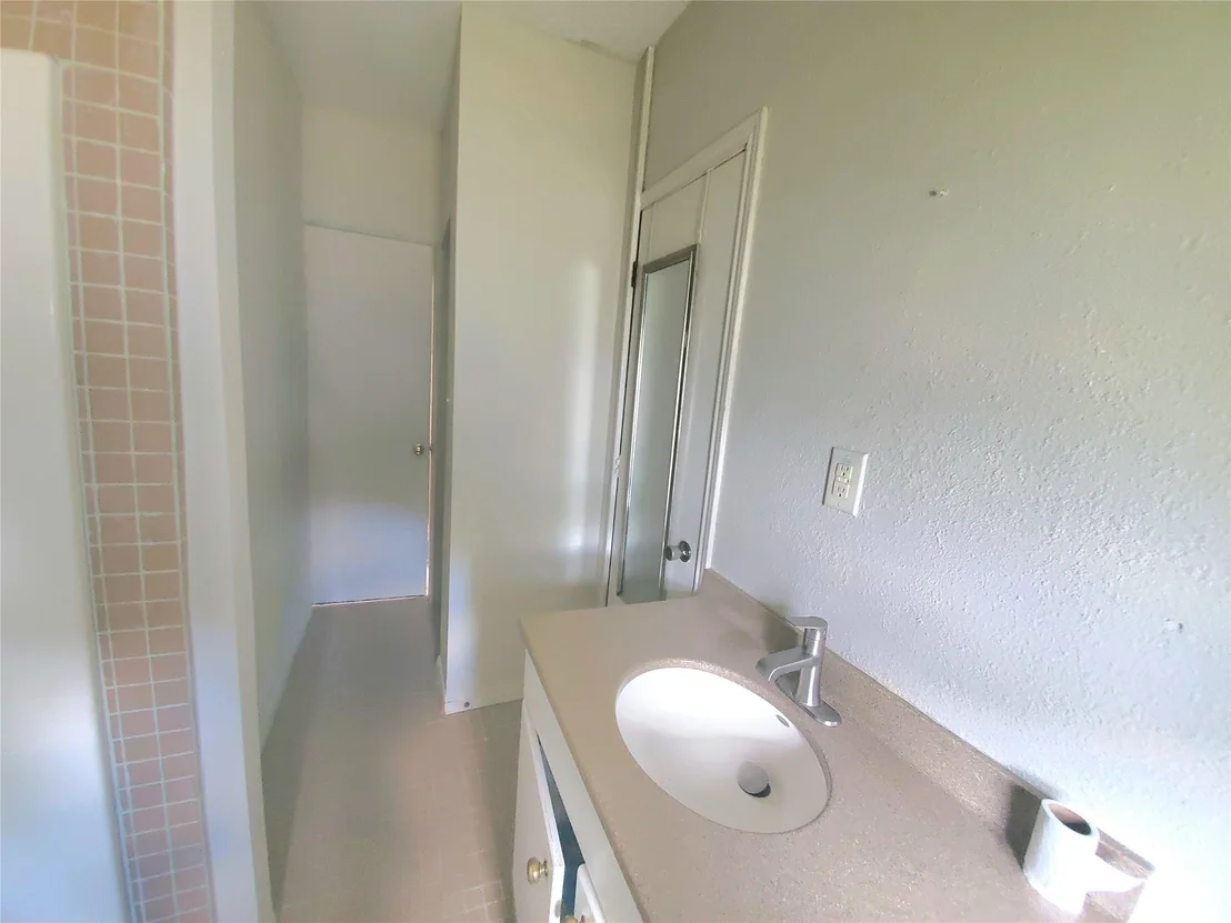Photo of 9831 Bamboo Road