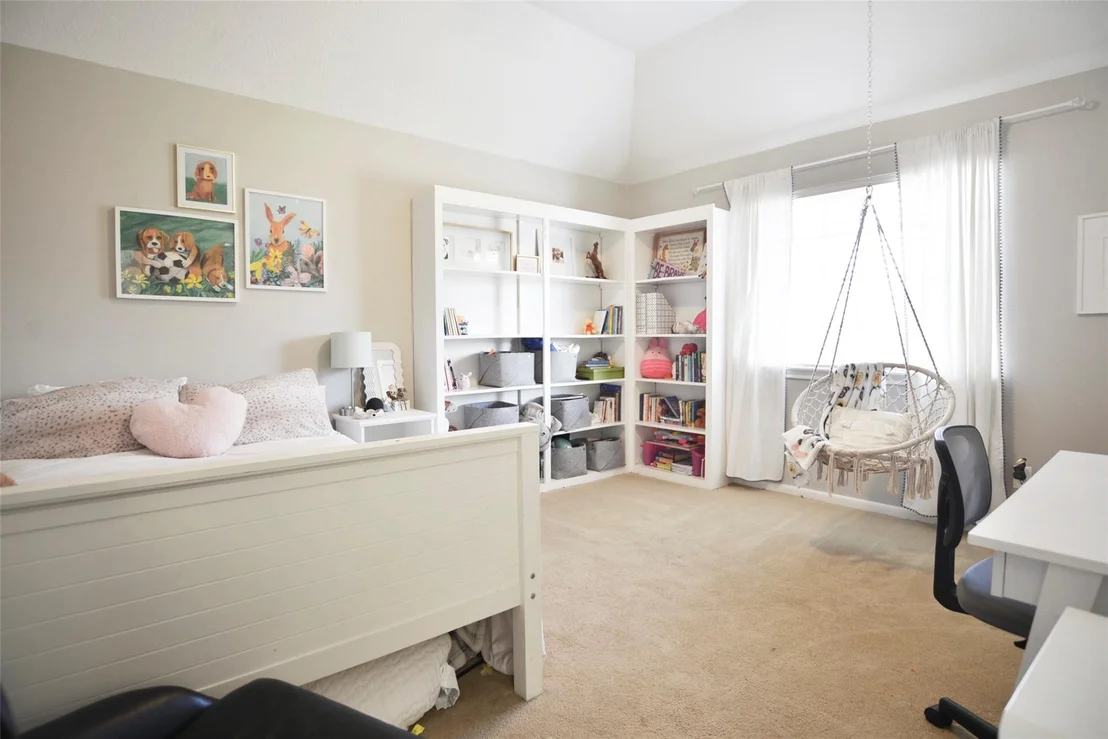 Photo of 506 Windsor Drive