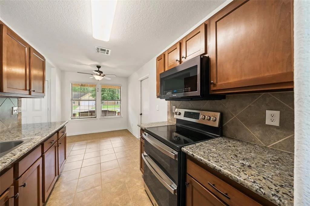 Photo of 10621 Royal Adrian