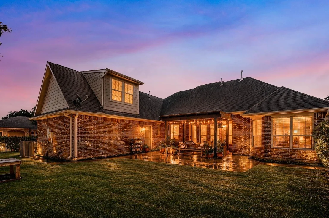 Photo of 4915 Westchester Drive