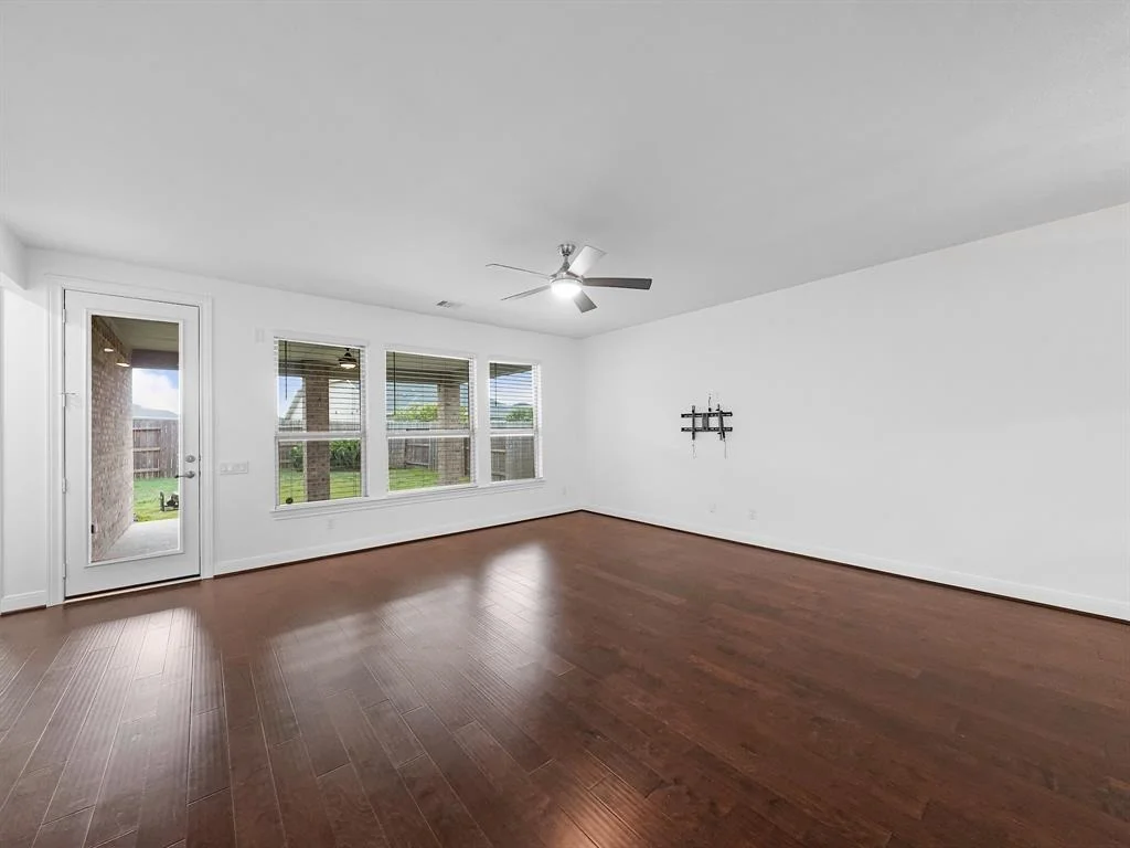 Photo of 5923 Pedernales Bend Lane