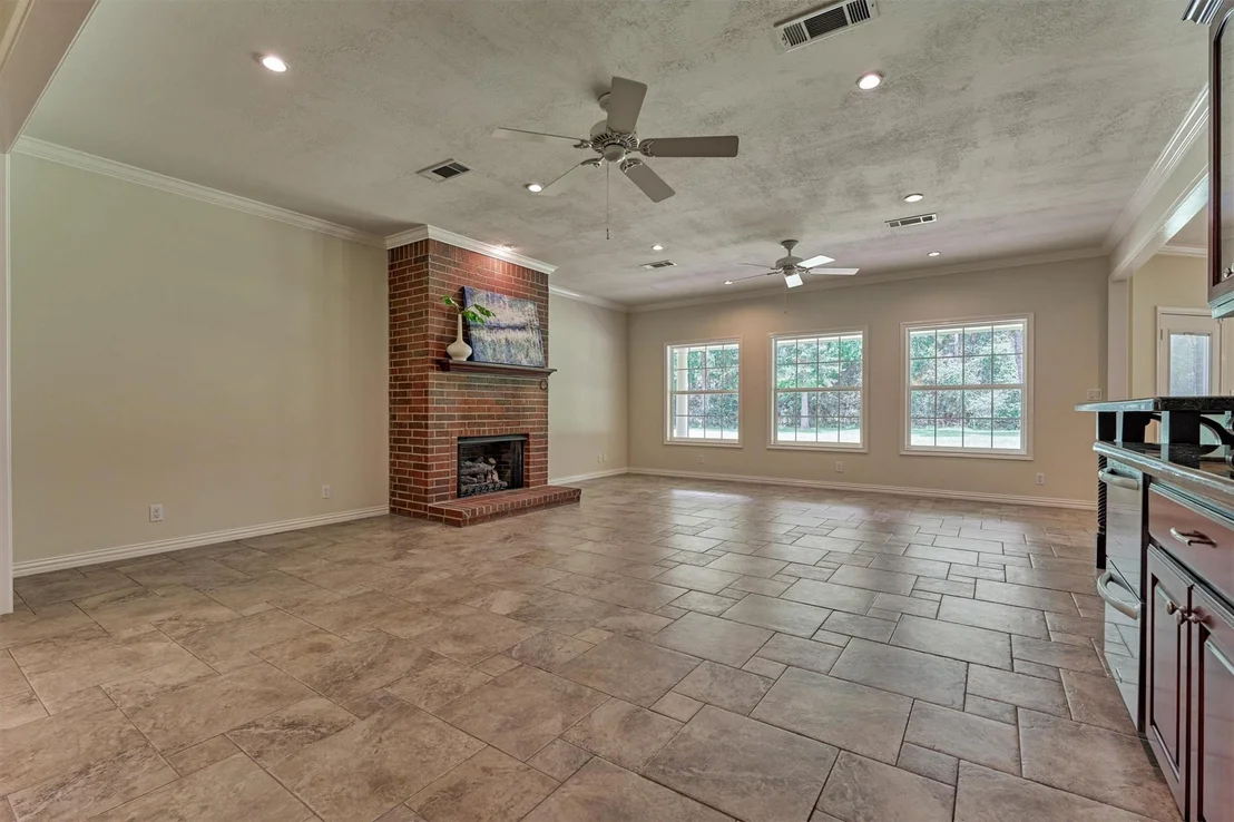 Photo of 11062 N Hidden Oaks