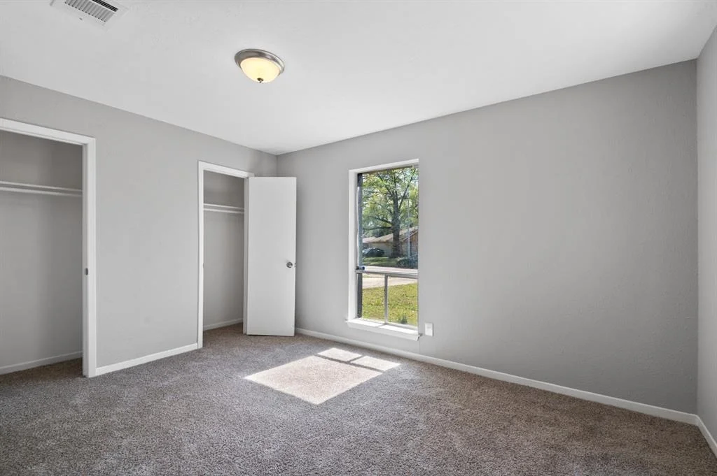 Photo of 23838 English Oak Drive