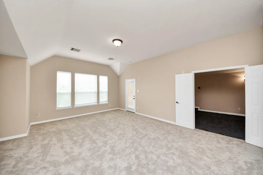 Photo of 18006 E Williams Bend Drive