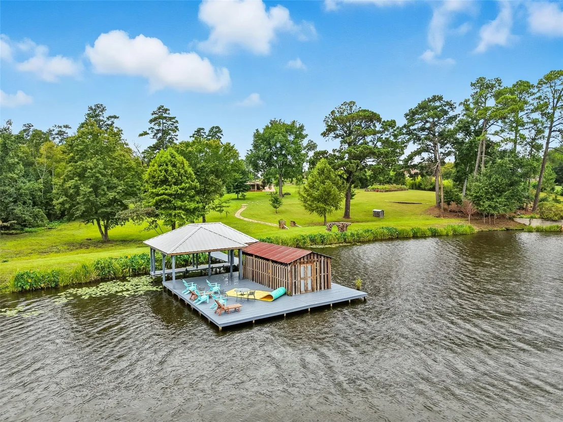 Photo of 179 Springlake Drive