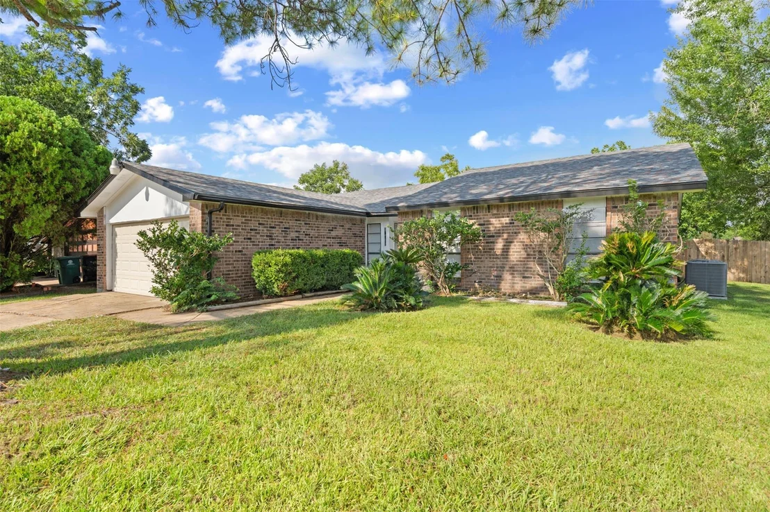 Photo of 15902 Dante Drive
