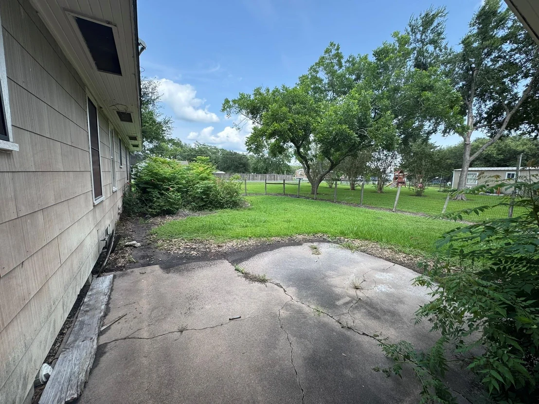 Photo of 605 5th Street