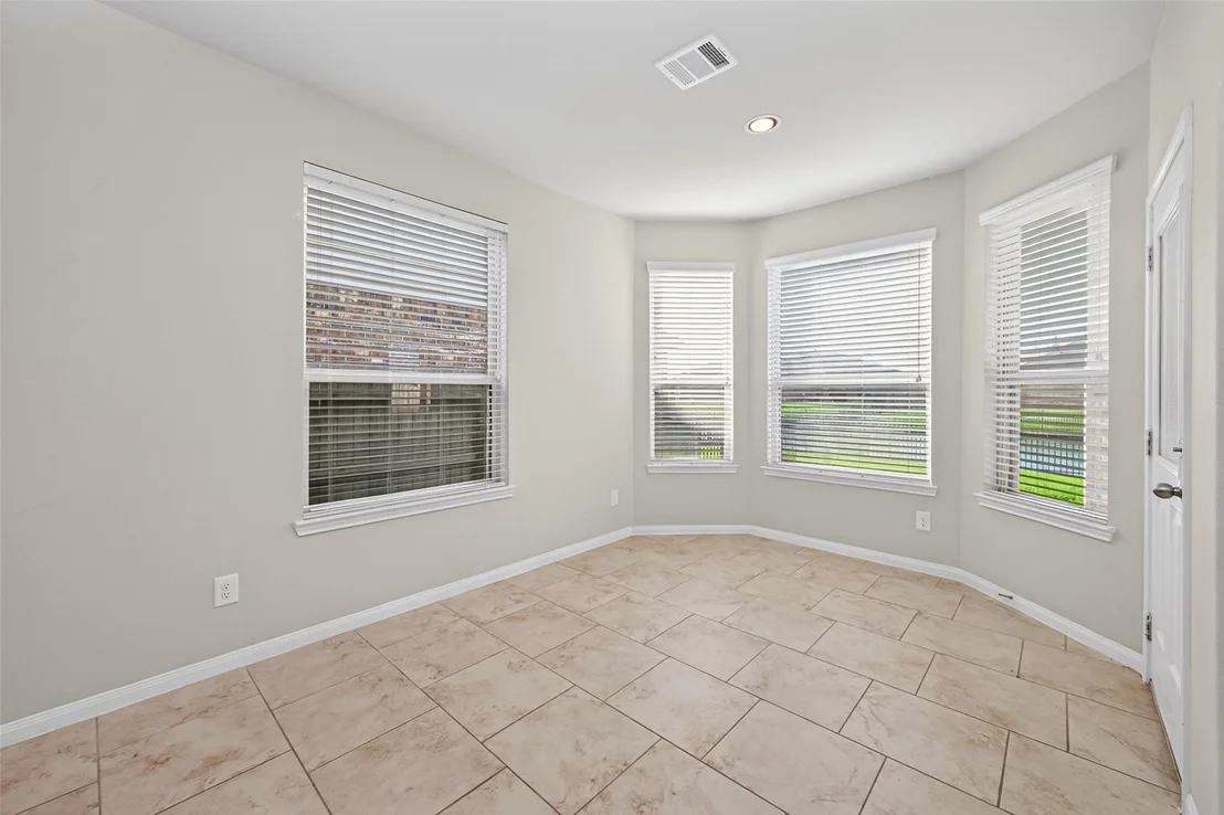 Photo of 3795 Lake Bend Shore Drive
