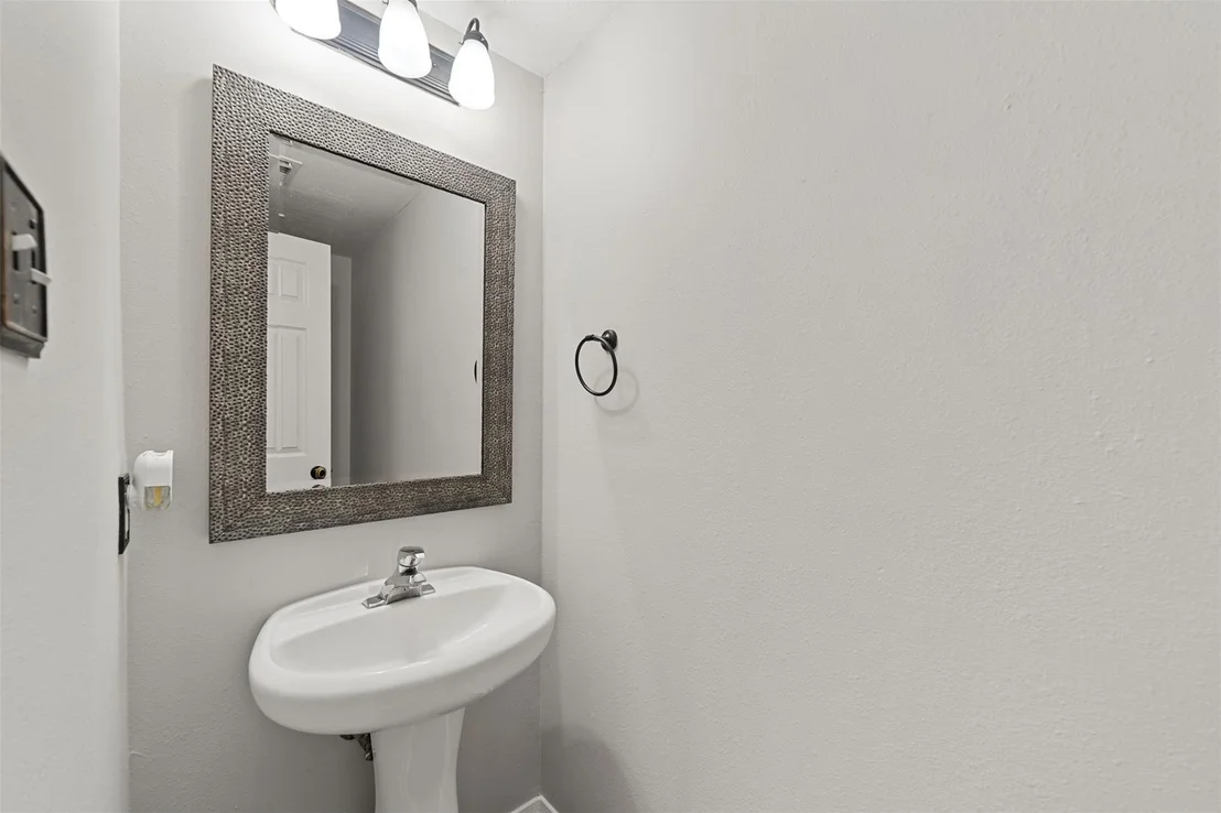 Photo of 1304 Pine Stream Drive S