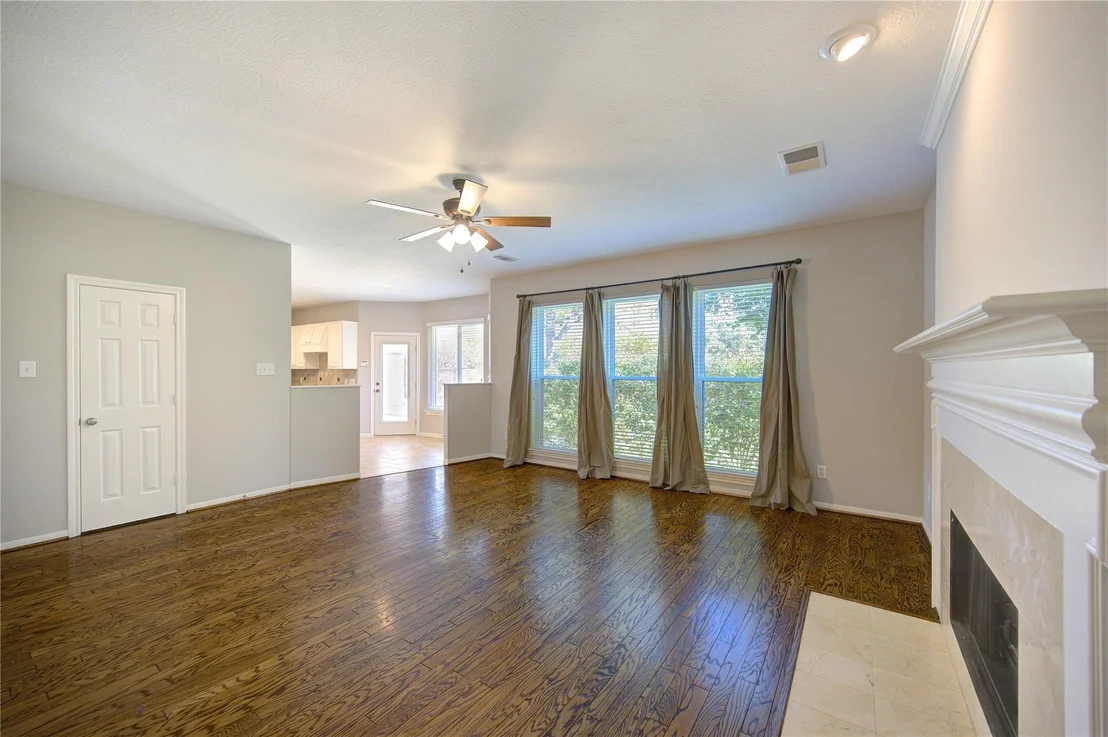 Photo of 23027 Lodgepoint Drive