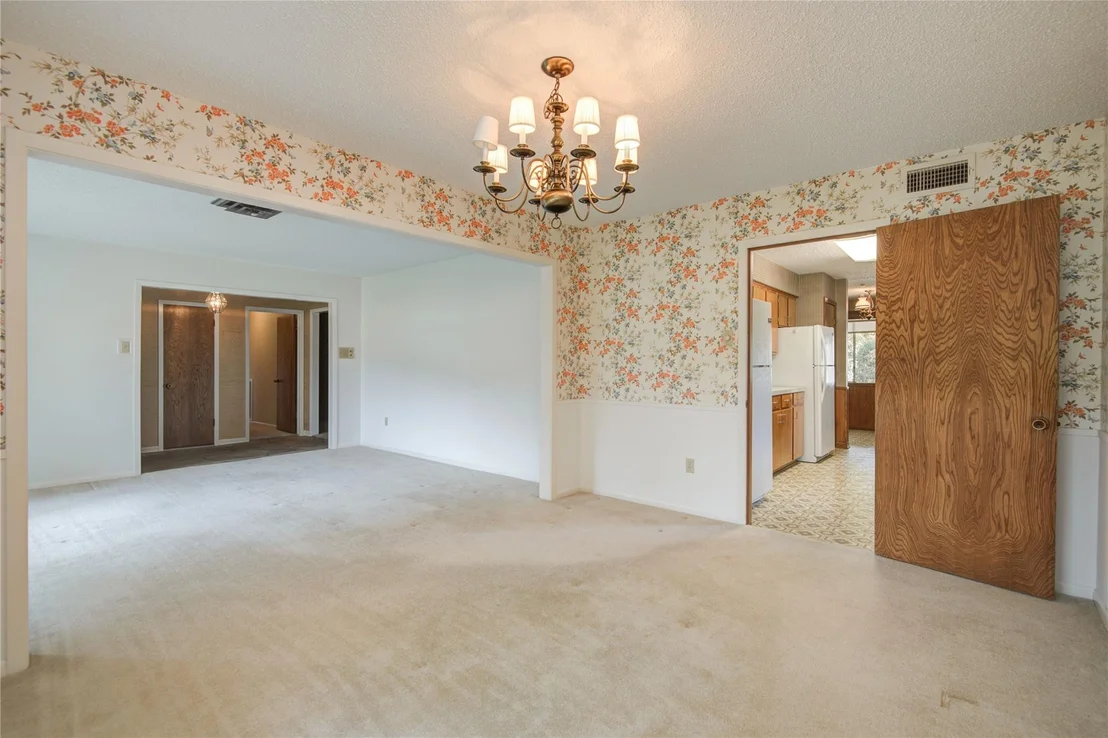 Photo of 114 Post Oak Road