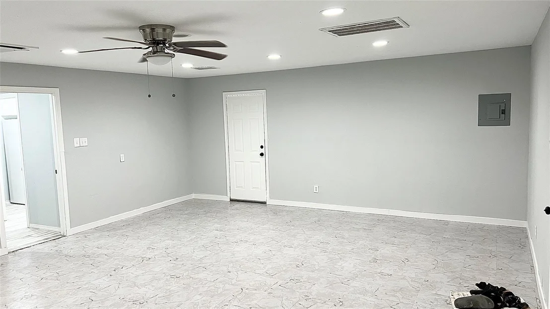 Photo of 803 Glen Hollow Drive