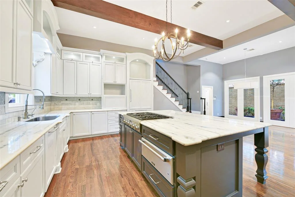 Photo of 897 Kirby Drive