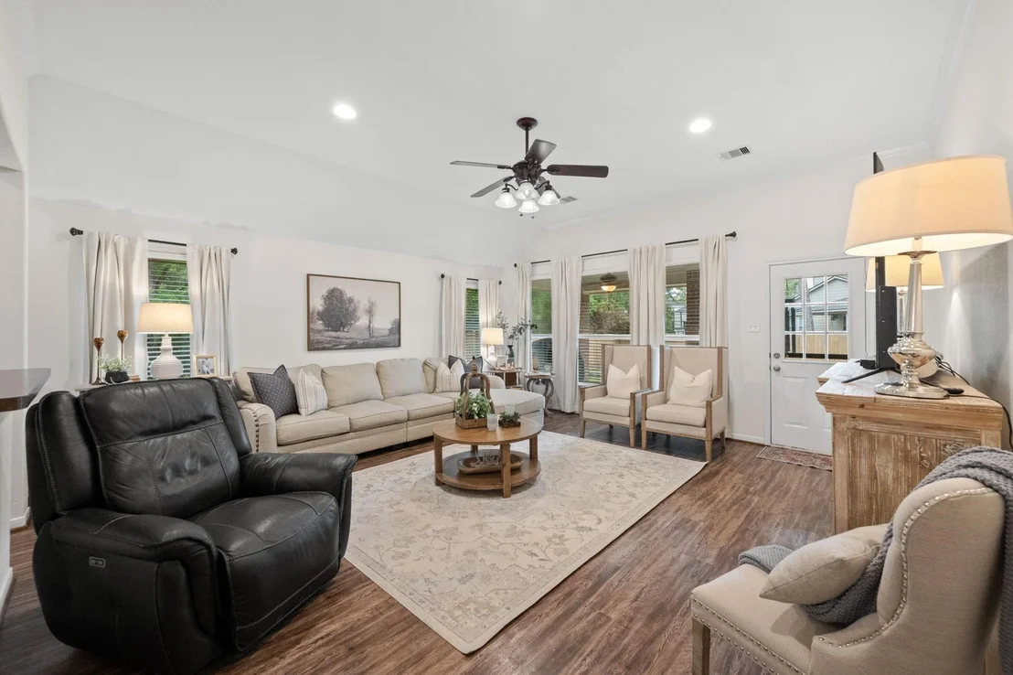 Photo of 15906 Dunes Drive