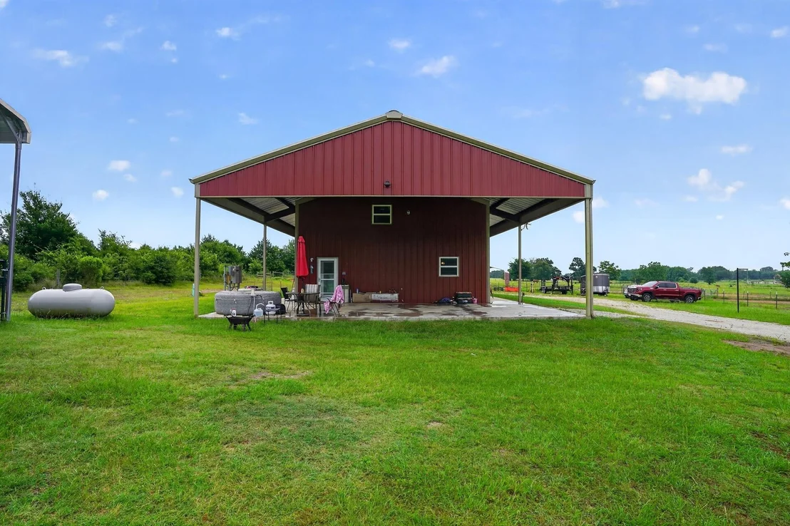 Photo of 7821 County Road 460