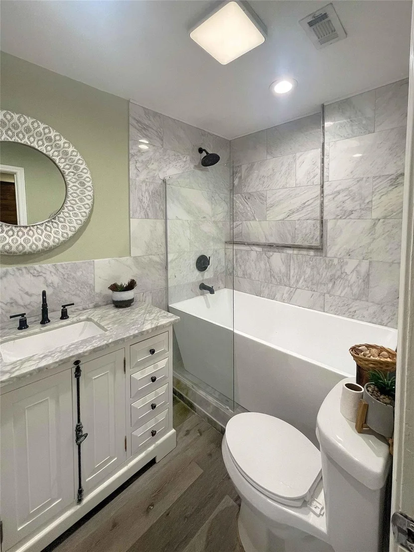 Photo of 6811 Saint Augustine Street