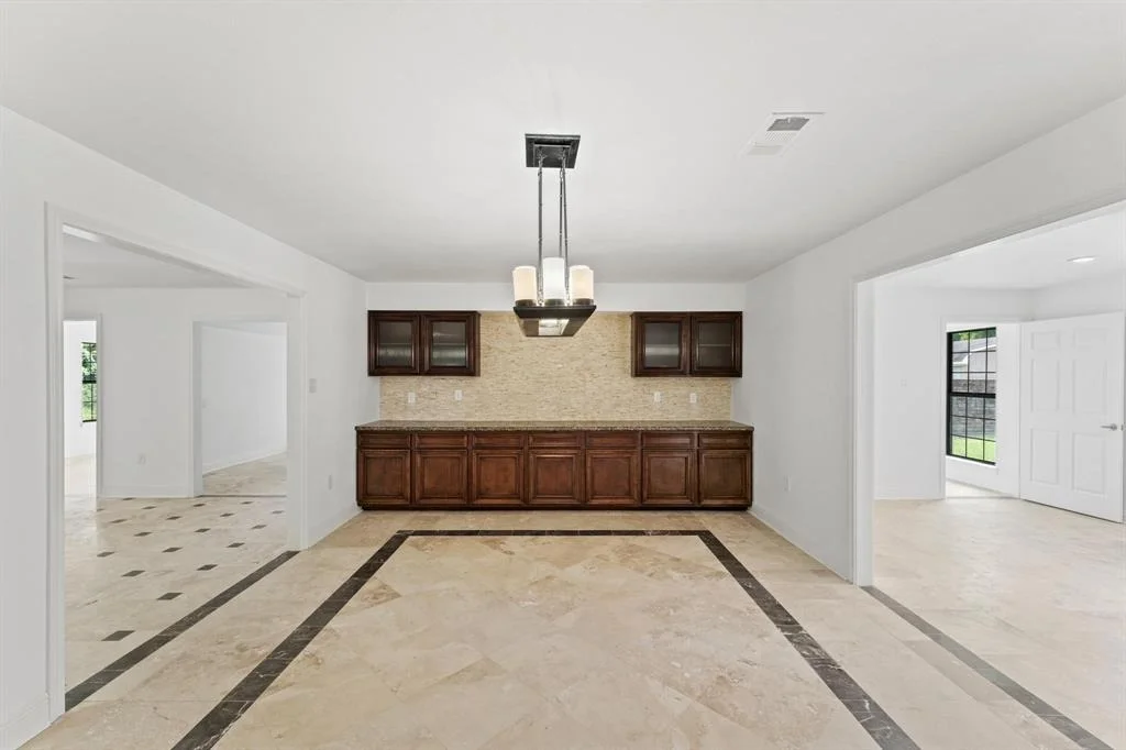 Photo of 3310 Riviera Lane