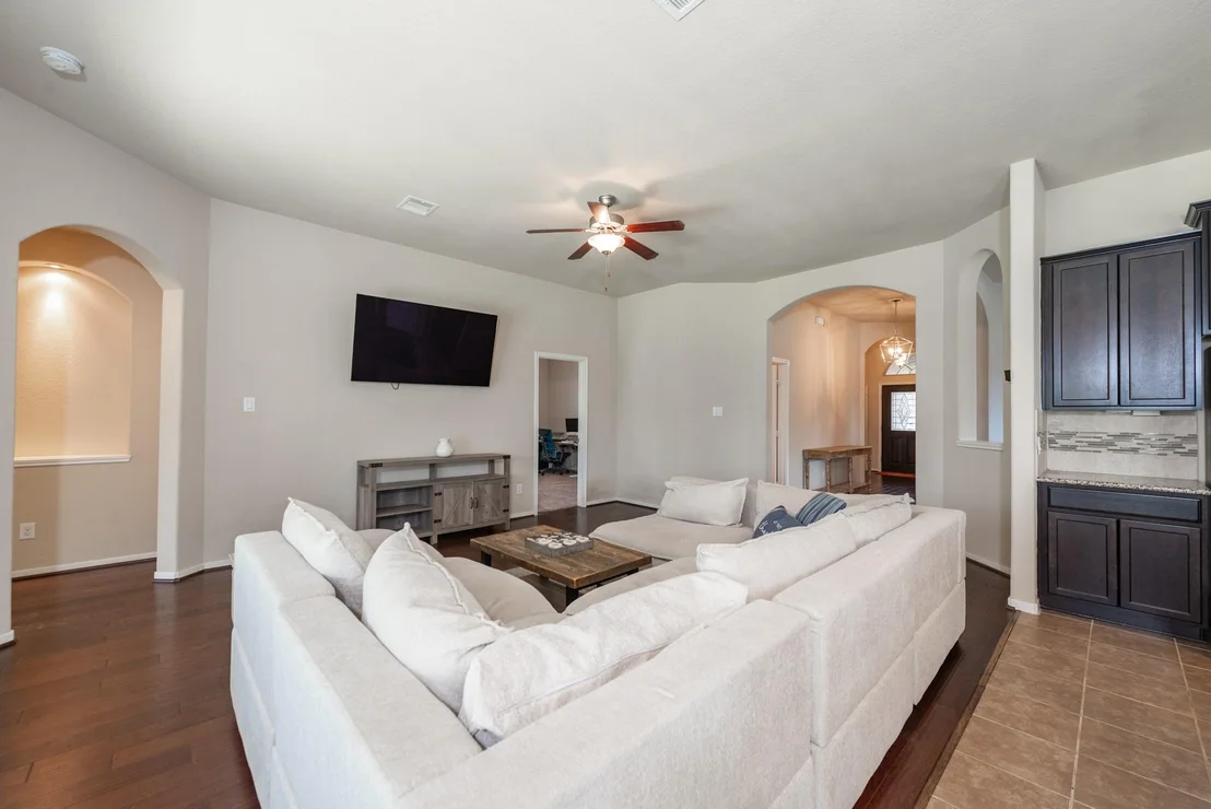 Photo of 25635 Farrier Drive