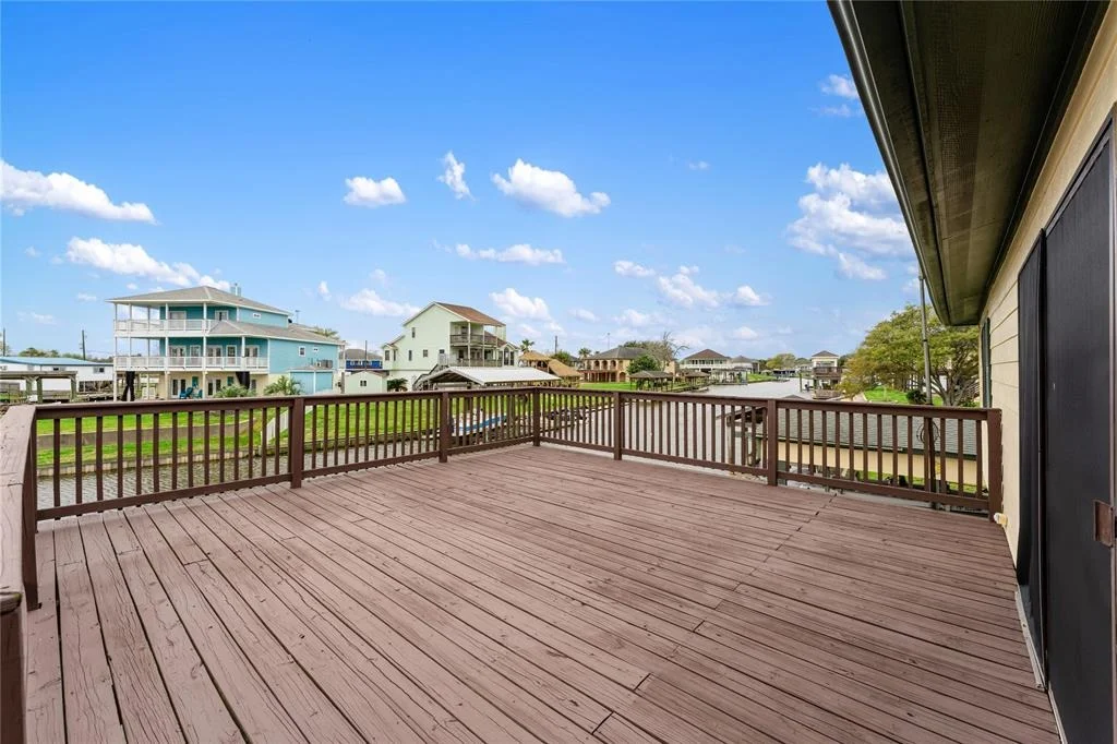 Photo of 410 Palm Drive