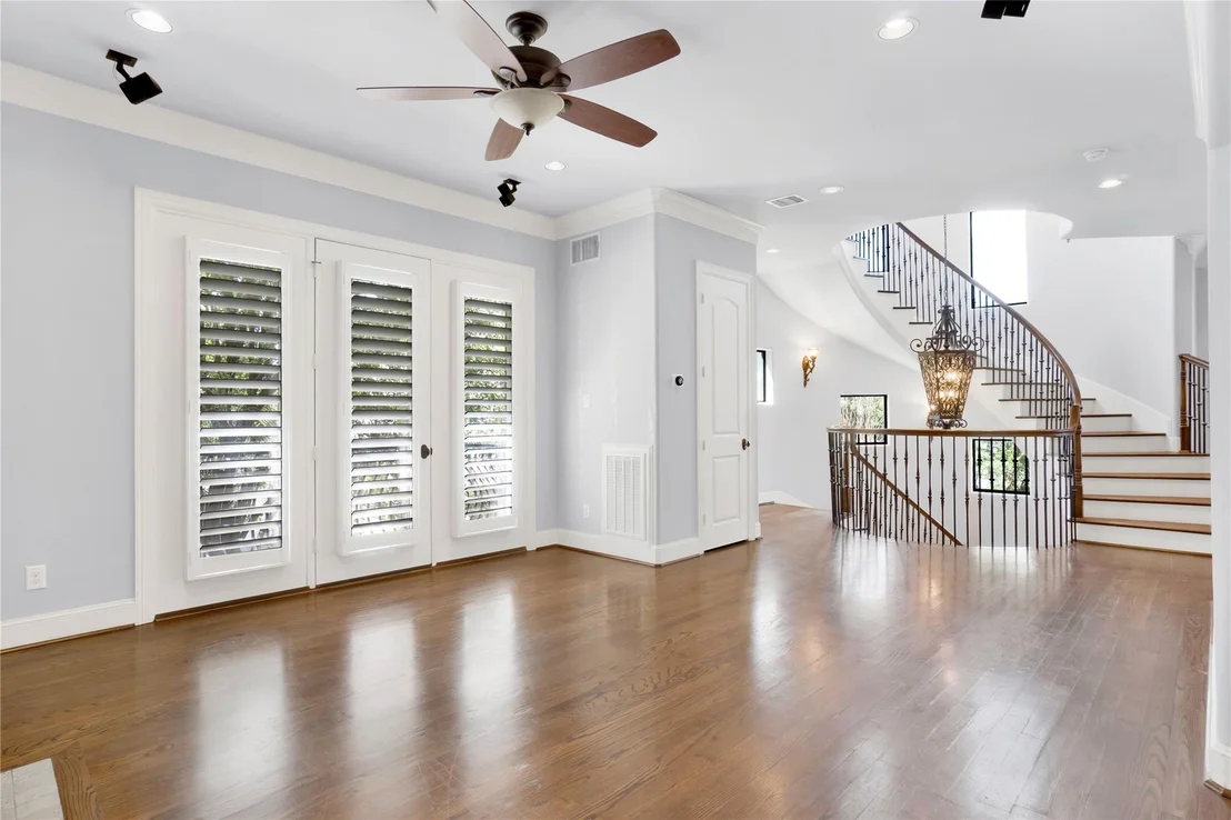 Photo of 1602 Fowler Street