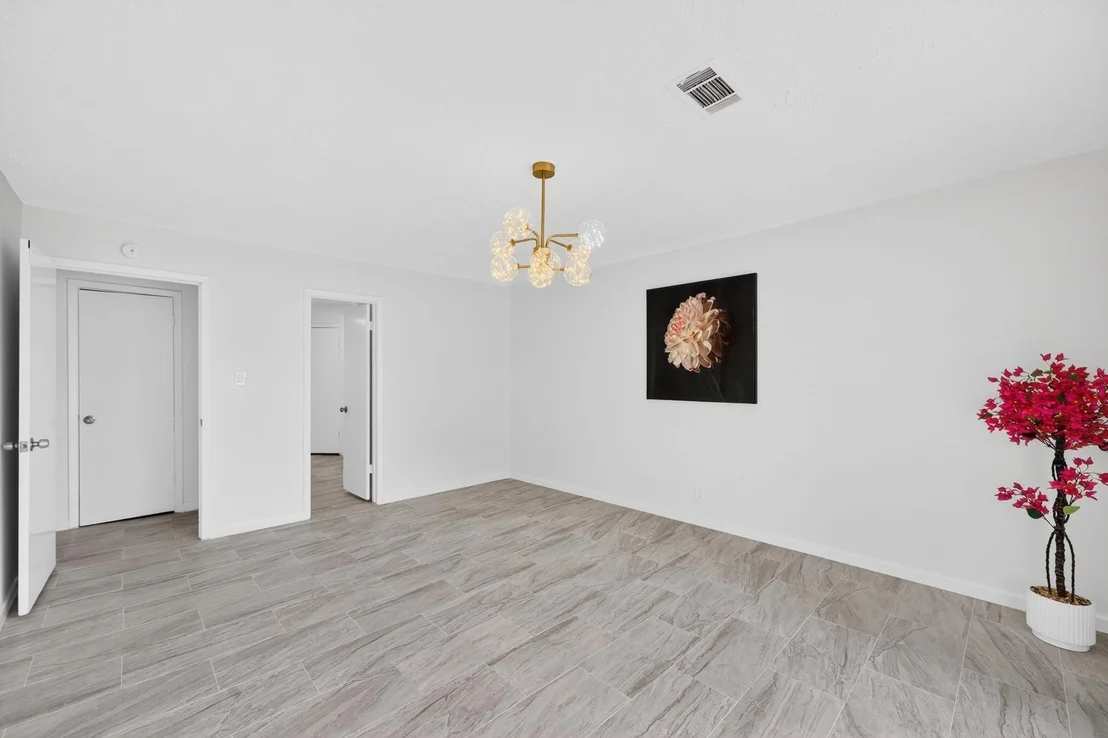Photo of 24106 Spring Mill Lane