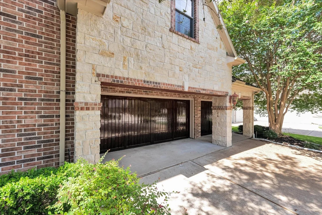 Photo of 11415 Legend Manor Drive
