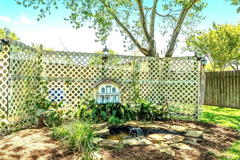 Photo of 5341 Lakeshore Drive