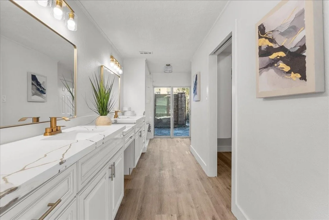 Photo of 6702 Robinwick Court